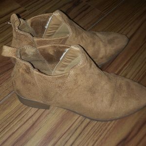 American eagle booties